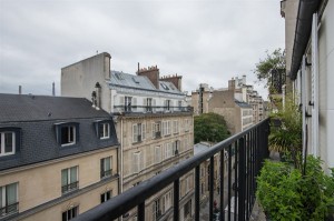 15954-location-courte-duree-matignon-5eme-etage