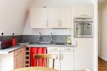 2 room furnished and well equipped apartment for 2 available for short-term rental at At Reuilly Diderot near Bercy Village, Paris 12th