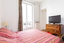 Vacation rental in Paris 7th for 1 or 2, near Eiffel Tower and Invalides