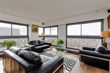 Fabulous weekly flat rental, furnished with 2-rooms w View of Eiffel Tower in Beaugrenelle quarter, Paris 15th, rue Javel