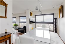 Romantic furnished 2-room apartment for two with stunning panoramic view in Beaugrenelle quarter, Paris 15th