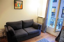 elegant 2 bedroom apartment to rent for 4 guests on Place de Mexico in 16th district of Paris