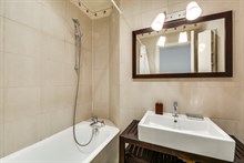 Modern 2 bedroom apartment sleeps 4 at Montmartre, Abbesses, Paris 18th, weekly or monthly rental