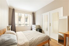 Short-term rental of an apartment for 4 on rue de Siam Paris 16th