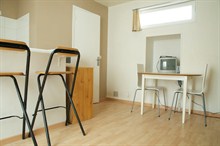 short term rental apartment for 2 in Paris Pernety 14th district