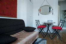 short term rental apartment for 4 guests in Golden Triangle Paris 11th district