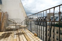 Short term furnished rental for 4 Filles du Calvaire Paris Marais