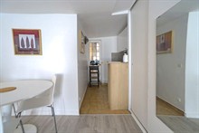 Furnished studio to rent for the month 323 sq ft rue Saint Jacques Paris 5th district