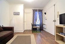 Furnished apartment to rent for the week 215 sq ft avenue de Clichy Paris 17th district