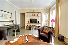 elegant apartment furnished for 4 guests to rent monthly rue Montbrun Paris XIV