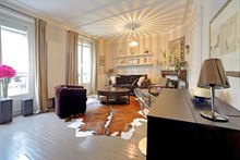spacious apartment furnished for 4 guests near Porte de Versailles Paris XIV