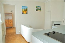 Rent a furnished apartment for 3 in Ternes Paris XVII