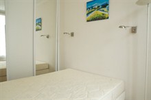 spacious apartment rental sleeps 3 in Ternes Paris 17th