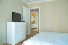 furnished 2 bedroom monthly rental for 4 guests Latin Quarter Paris 5th district