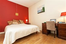 Romantic and luxurious apartment in Paris' 15th district Swiss Village with tiled shower and 2 rooms