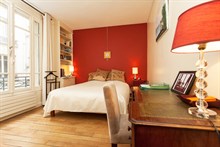 Romantic and luxurious flat in Paris' 15th district Swiss Village with tiled shower and 2 rooms