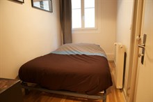 Home away from home in this furnished 3-room apartment for 4, Rue Rocroy, Paris 10th