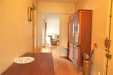 Monthly accommodation in a generously sized 2-room apartment w/ balcony, rue Lecourbe, Paris 15th