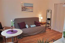 Short-term rental for 2 in furnished studio, rue des Patriarches, Paris 5th