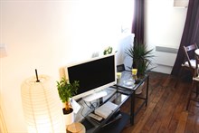 Monthly rental for 2 in a furnished studio in the Latin Quarter, rue des Patriarches, Paris 5th