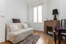 Weekly rental of a furnished 4-person apartment in the Batignolles, Paris 17th