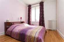 Holiday rental for family or friends near Batignolles, Paris 17th, flat sleeps 4
