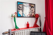 Monthly lodging w/ 2 rooms and large balcony in Saint Mandé, access to Paris on line 1
