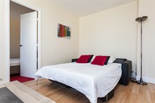 Temporary apartment rental, 2 rooms, perfect for 4 people near Montparnasse Tower, Paris 14th