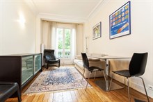 seasonal rental apartment for 4 guests 377 sq ft rue de Vouillé Paris 15th