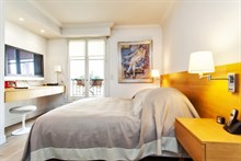 short term rental for 2 or 4 furnished in Saint Germain des Prés Paris VI