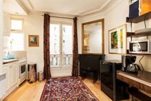 spacious furnished apartment to rent for the weekend, 2 guests, in bastille paris