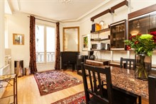 handsome furnished apartment to rent for the month, 1 BR for 2 guests, bastille paris
