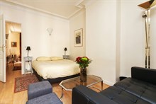 lovely furnished apartment to rent for 2, 345 sq ft, between bastille and nation, paris xi