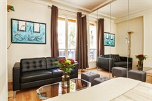 furnished apartment for 2 to rent short term, 1 bedroom, rue Paul Bert paris