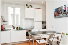 Furnished accommodation for 4 in spacious 2-room flat available for rent by week or month, Cambronne Paris XV