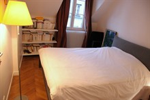 spacious loft for 3 to rent weekly 540 sq ft paris st sulpice VI