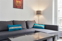Weekly rental, 4-person furnished apartment with a double bed and fold-out couch near Montparnasse, Paris 5th