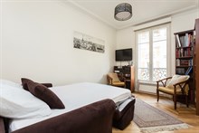 Weekly rental, furnished 3-room apartment with double bedroom, Convention Paris 15th