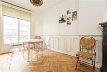 Monthly rental of a fully equipped apartment in Convention Paris 15th, 4-person, 3 rooms