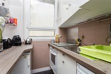 Short-term holiday rental for 4 in turn-key flat w/ 3 rooms near Saint Lambert Square, Paris 15th