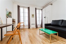For rent: lovely short-term studio apartment for 2 at Montorgueil Paris 2nd