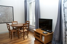 Weekly rental of furnished 3-room Paris 15th near Eiffel Tower