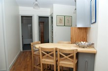 Short-term 4-6 person family vacation rental in furnished 3-room apartment, boulevard de Grenelle, Paris 15th