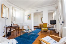 Monthly rental of a 2-room apartment for 4 in a modern building near Montparnasse Tower, Paris 14th