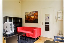 2-person studio apartment for short-term stays near Invalides, Paris 7th