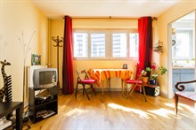 Furnished 1st-floor flat with 1 bedroom on rue Falguière for short-term rentals in Paris 15th
