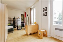 Monthly studio flat rental for 2 3 guests, rue Saint Charles Paris 18th
