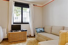 Authentic Parisian Studio apartment for business stays in Paris 14th near Denfert Rochereau, monthly stays
