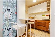 Short sabbaticals, furnished studio apartment with terrace in Paris 14th district