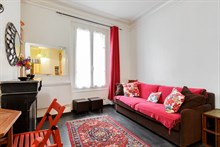 Short term 2 room apartment rental for 2 near Père Lachaise and Bagnolet, Paris 20th district